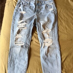 American Eagle Outfitters Light Blue Distressed Jeans